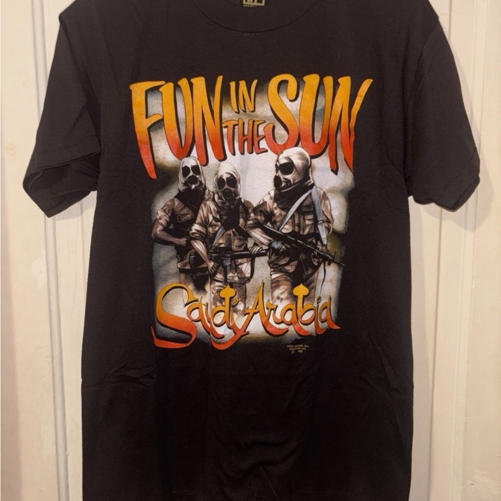 Vintage INSANE 90s 1990 Saudi Arabia Fun in the Sun t-shirt Rare XL